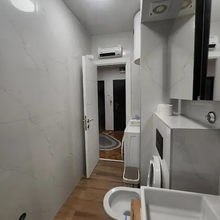 Nancy's Cozy Business Appartamento